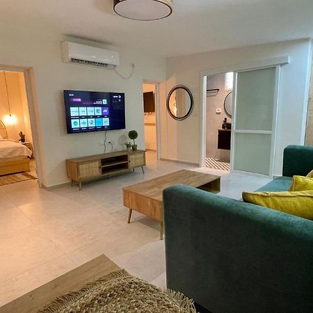 Adva Vacation Apartments Eilat Extérieur photo