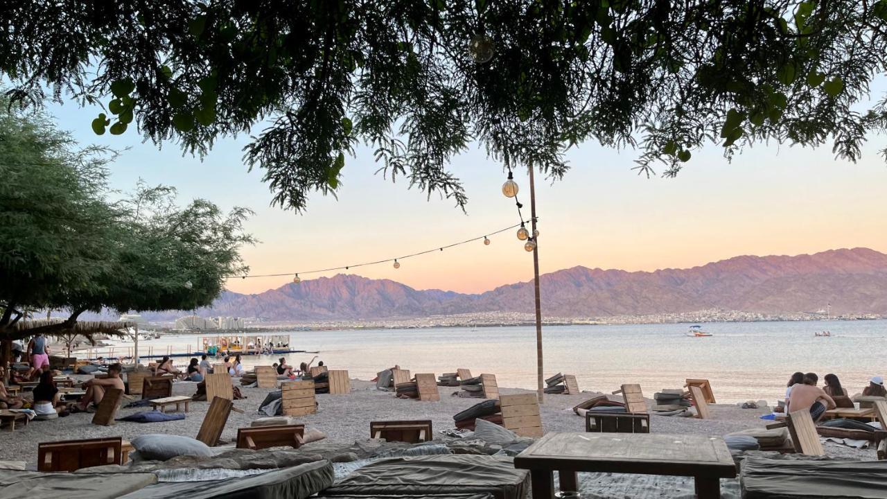 Adva Vacation Apartments Eilat Extérieur photo