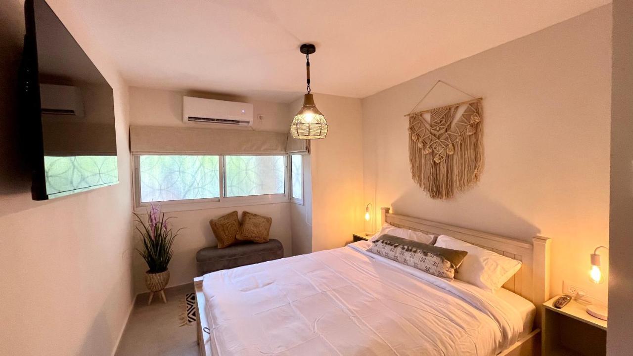Adva Vacation Apartments Eilat Extérieur photo